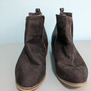 Boutique By Corkys Port Ankle Booties Boots shield Women’s Size 9